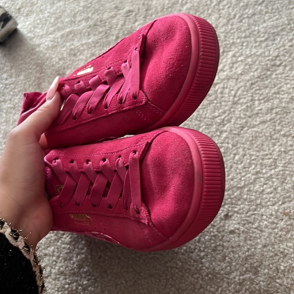 Barbie Puma Sneakers - Picture 4 of 4